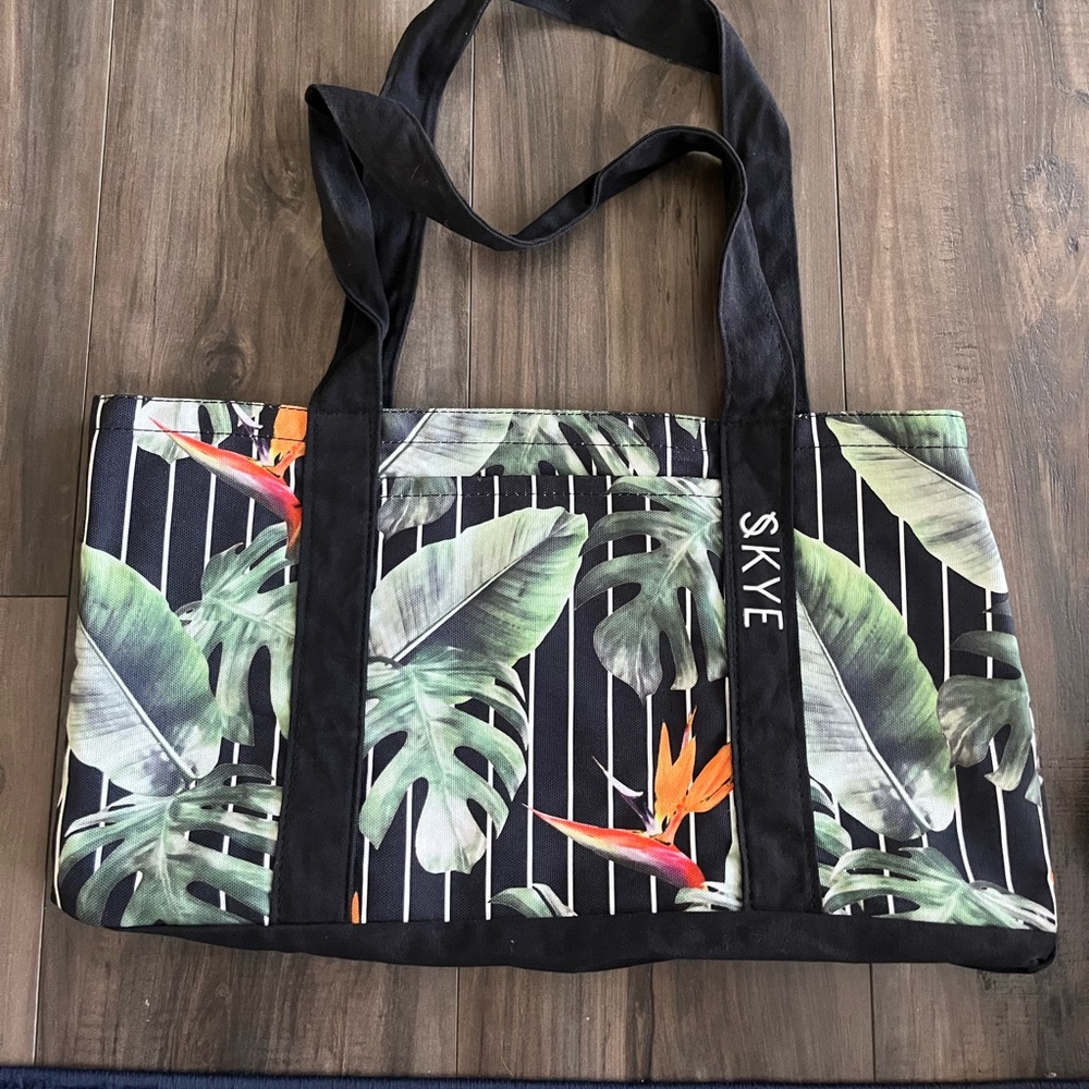 Skye summer beach tote abs all around bag